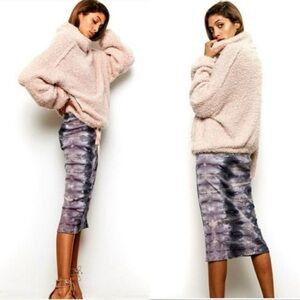 Young Fabulous & Broke Lorena Shaggy Fuzzy Cowlneck Sweater Size M/L poncho